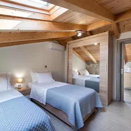 Kallia By Vintage Travel Katomerion