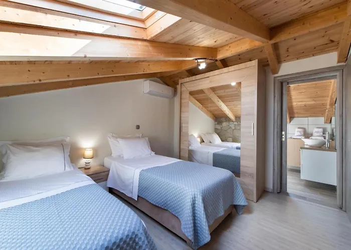 Kallia By Vintage Travel Katomerion